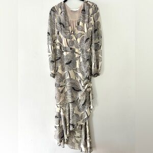 Astr Black and Cream Long Sleeve Dress